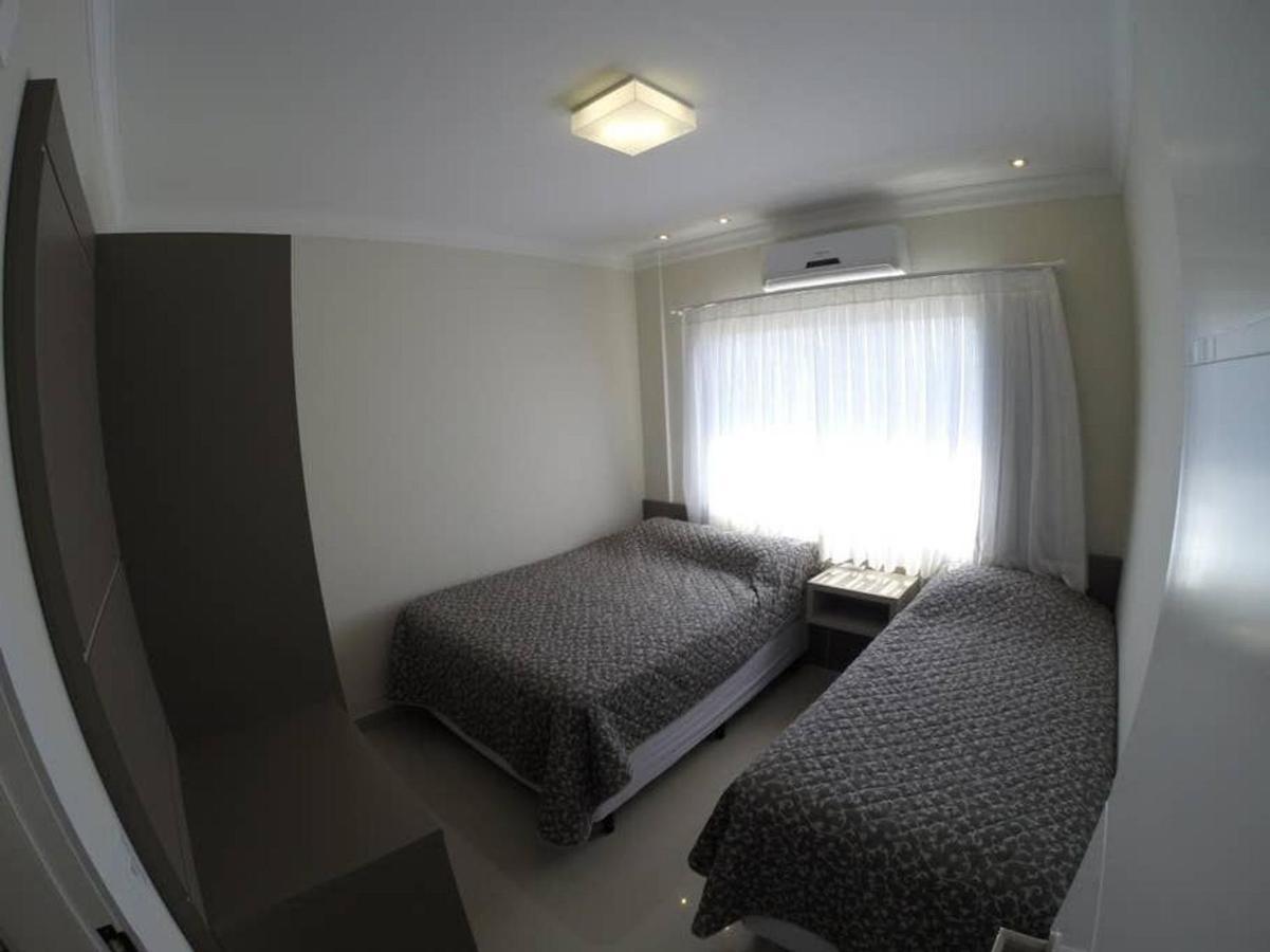 Apartamento Residencial Baía dos Golfinhos Bombinhas Exterior foto